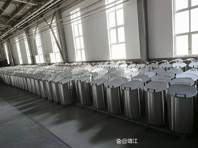 桶避免了垃圾桶对城市景观的破坏麻将胡了免费试玩智能升降垃圾