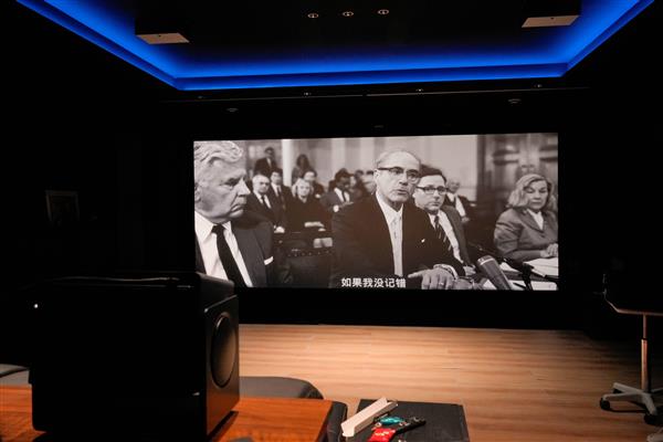 贝投影如何以「多位一体」重塑家庭影音体验